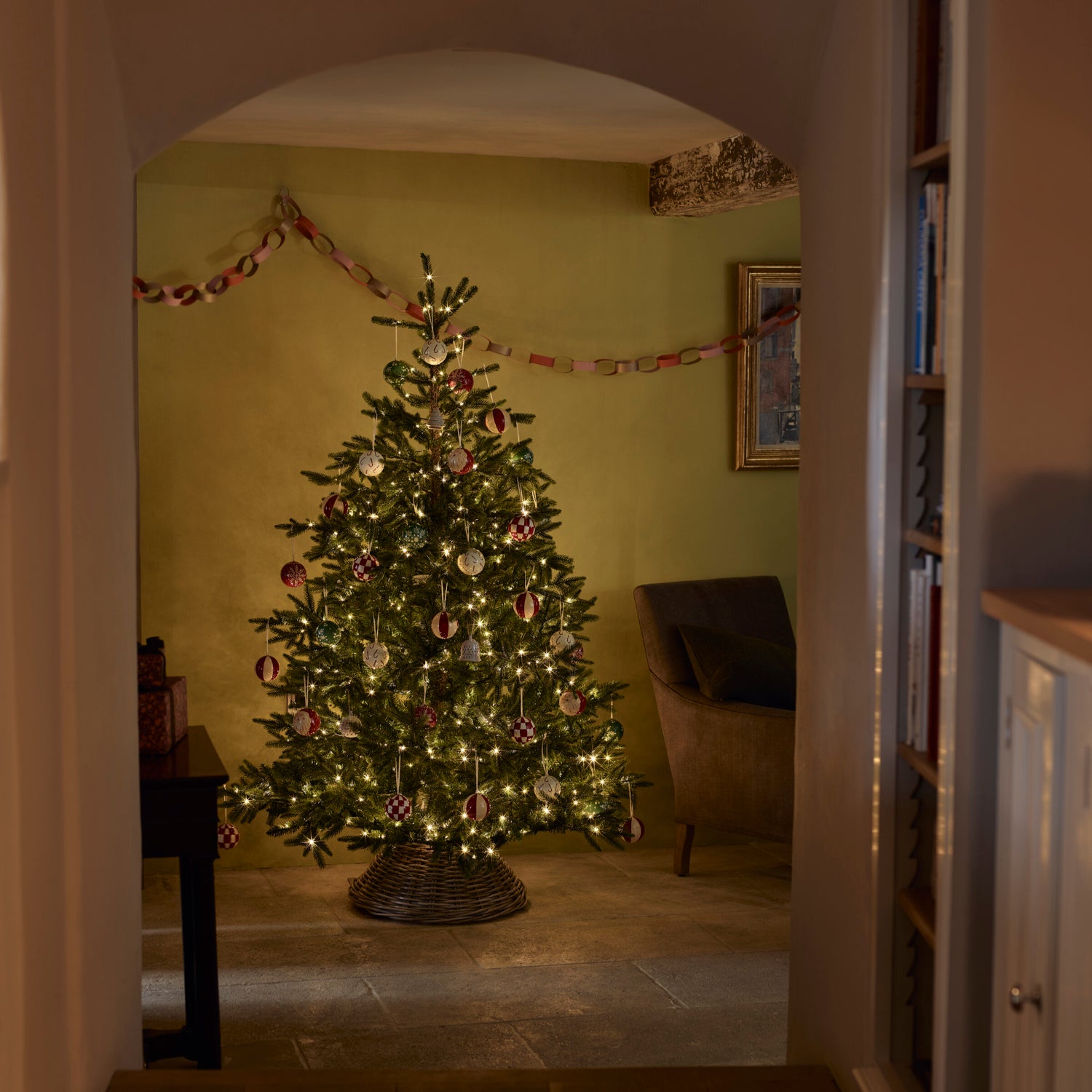 Neptune Flowers & Plants 7ft Windsor Christmas Tree